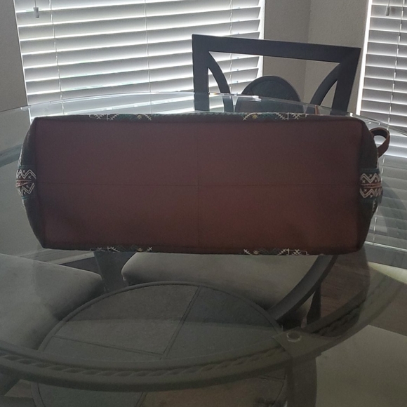 Johnny Was
CHANDRA OVERNIGHT TOTE - Picture 6 of 8